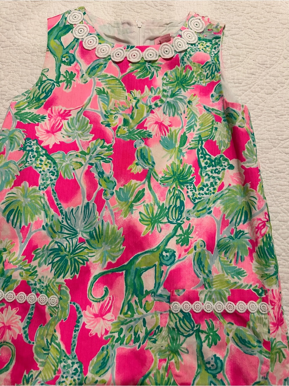 Lilly Pulitzer Pink & Green Tropical Floral Shift Dress for Kids - Picture 3 of 4